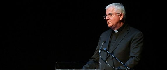 Riječki nadbiskup Mate Uzinić