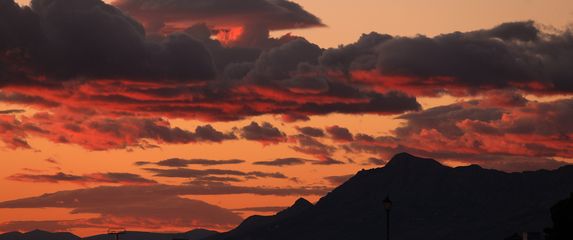 Zalazak nad Bračkim kanalom