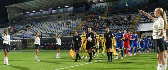 Stadion Ivan Kušek Apaš
