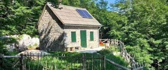 Planinska kuća na Velebitu s pogledom na more, na ruti Via Dinarica, Airbnb - 2