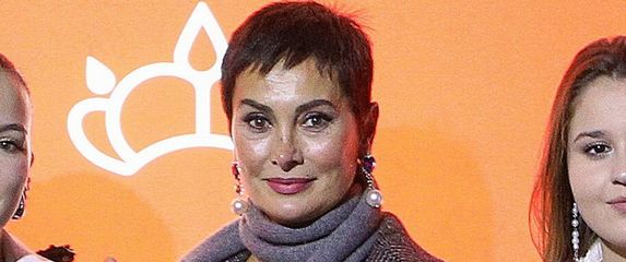 Leonarda Boban s kćerima - 4