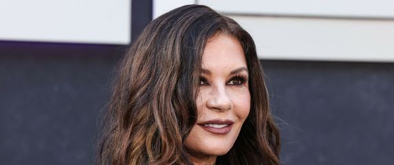 Catherine Zeta-Jones u tajicama i Chanelovim tajicama - 5