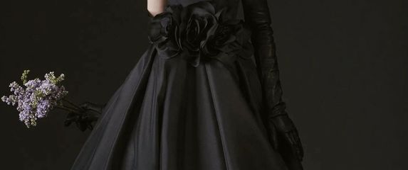 Crna vjenčanica iz linije Vera Wang Bridal