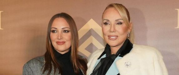 Lepa Brena i Aleksandra Prijović