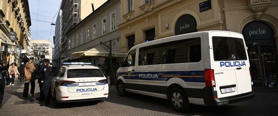 Policija u centru Zagreba - 1