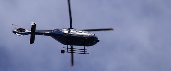 Policijski helikopter