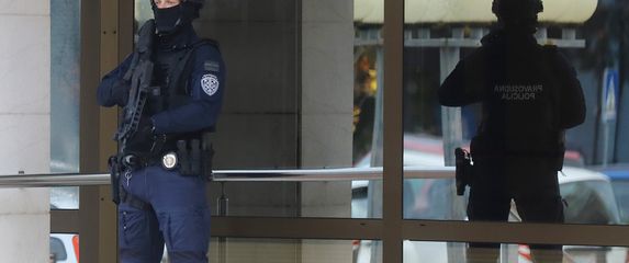 Evakuacija na sudu u Splitu - 2