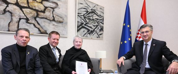 Lyliane Fournier u Banskim dvorima