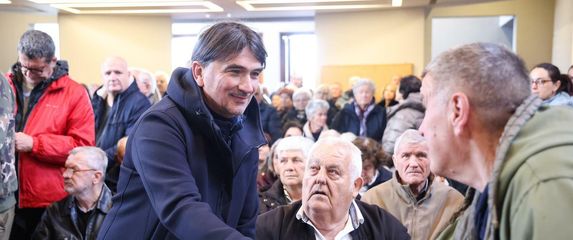 Zlatko Dalić u Škabrnji - 3