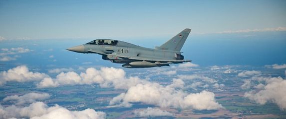 Borbeni zrakoplov Eurofighter Typhoon