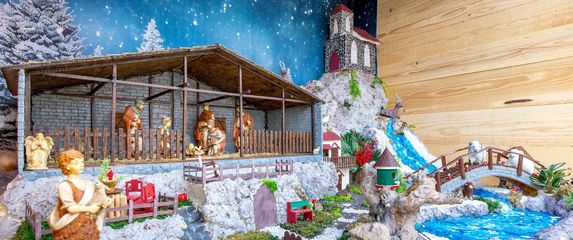 Božićna bajka Stefani i Darka Štefančić