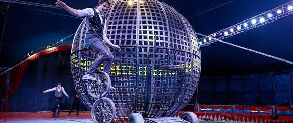 Karneval Circus Show - 2