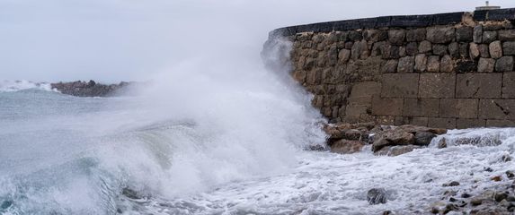 Nevrijeme na Jadranu, ilustracija