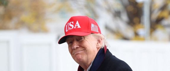 Trumpovo bogatstvo palo za 1,1 milijardu dolara