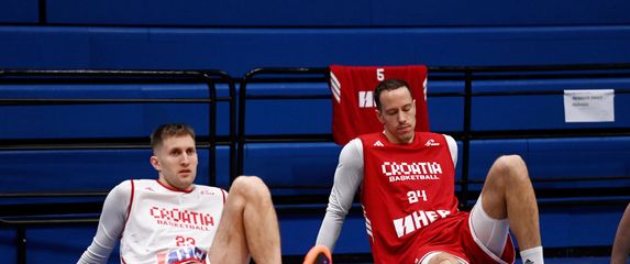 Mateo Drežnjak i David Škara.