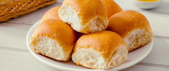 Peciva se mogu napraviti i od samo dva sastojka