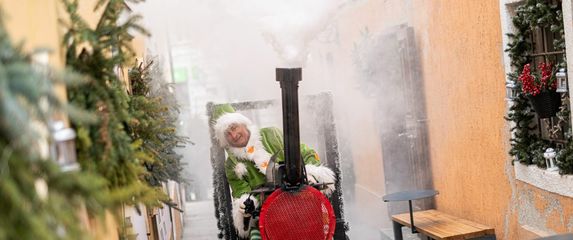 Minglanje v klanjcu - 7