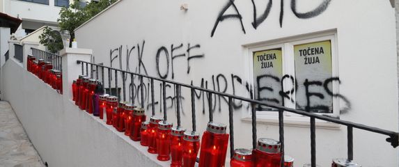 Grafiti ispisani na kući Poljaka nakon smrti 67-godišnjaka