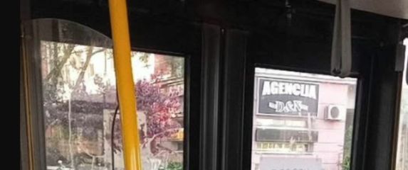 Smiješna scena iz beogradskog javnog prijevoza