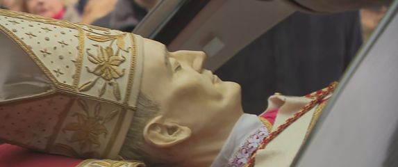 Ispraćaj relikvija A. Stepinca - 1