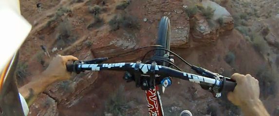 Kakav majstor - biciklom izveo salto untarag dugačak 24 metra