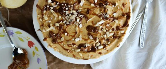 Torta od jabuke i mrkve