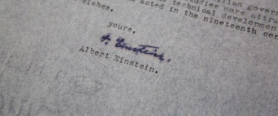 Einsteinovo pismo o Bogu (Foto: AFP) - 5