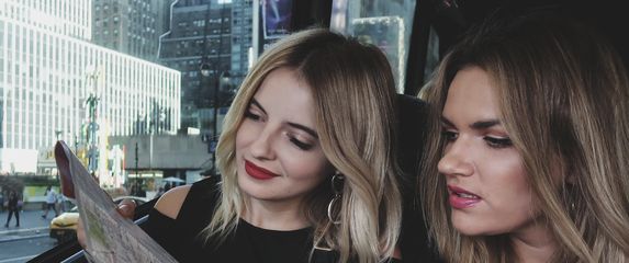 Maša Zibar i Matea Frajsberger (Foto: Diablog)