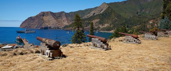 Otok Robinson Crusoe - 1