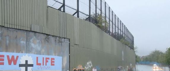 Zid s ogradom (Foto: Dnevnik.hr)