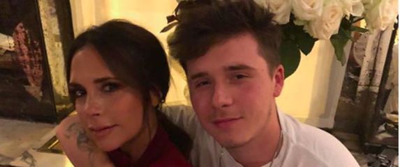 Victoria i Brooklyn Beckham (Foto: Instagram)