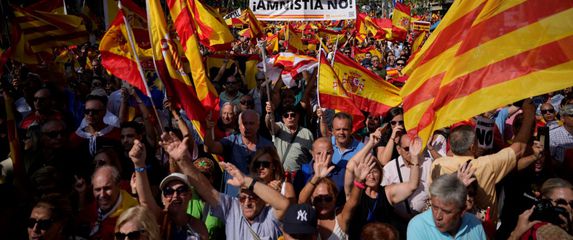 U Barceloni prosvjed protiv amnestije za organizatore referenduma o neovisnosti
