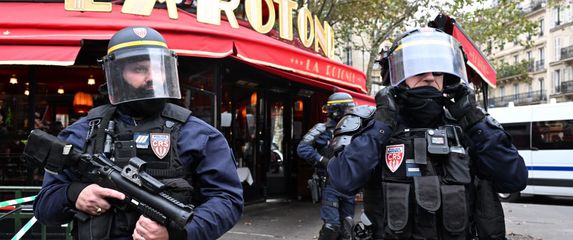 Pojačane patrole na francuskim ulicama