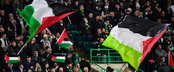 The Green Brigade s zastavama Palestine