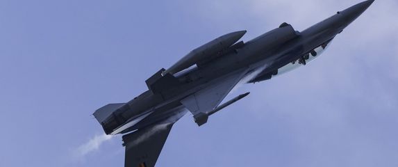 Zrakoplov F16