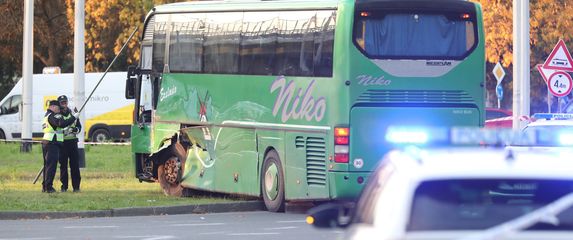 Sudar tramvaja i autobusa u Zapruđu - 14