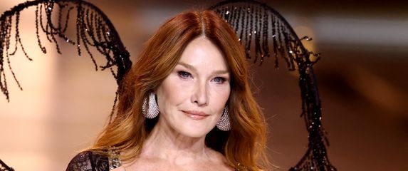 Carla Bruni - 2