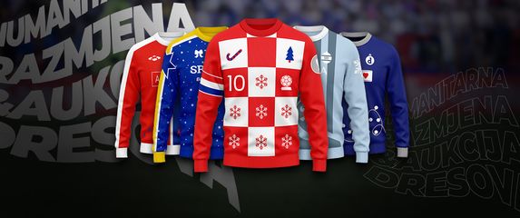 Ružni božićni nogometni džemperi 2024