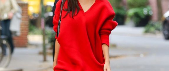 Dugački pulover i visoke čizme