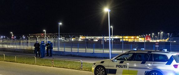 Policija kod zračne luke