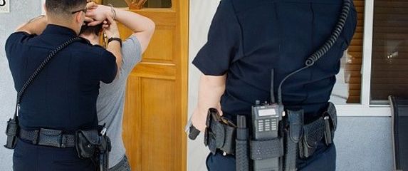 Uhićenje, ilustracija