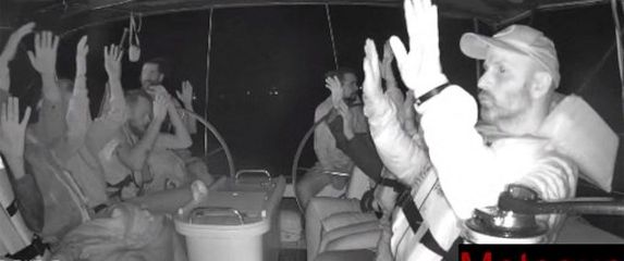 Vojska presrela flotilu za Gazu - 1