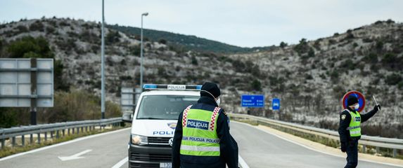 Ilustracija; Policija na A1