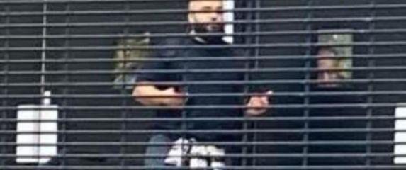 Napadač snimljen kod sinagoge u Manchesteru