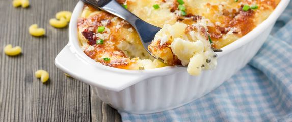 Zapečena tjestenina s bundevom, kozjim sirom i slaninom