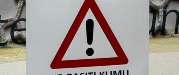 Urnebesno upozorenje u uredu u Hrvatskoj