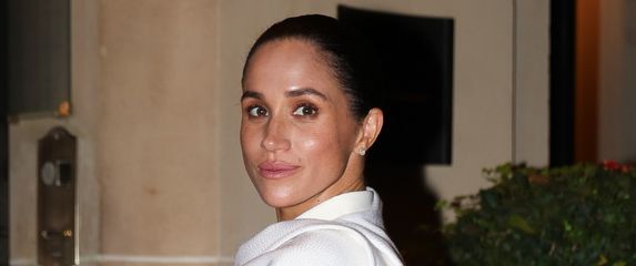 Meghan Markle u kreaciji Balenciage na pariškom Tjednu mode - 2