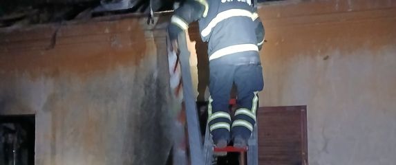 Vatrogasci JVP Čepin na intervenciji