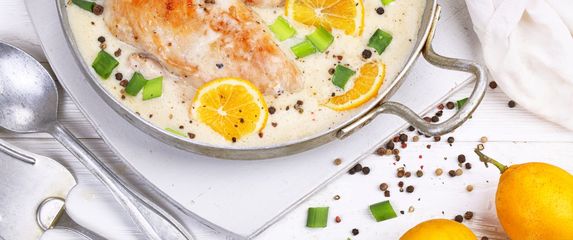 Piletina u umaku od limuna i papra