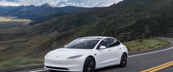 Tesla Model 3 Standard